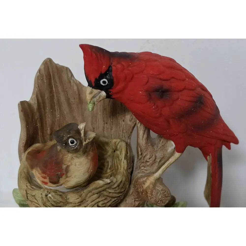 Vintage Gorham Japan Cardinal Feeding Baby Porcelain Music Box Beautiful Works